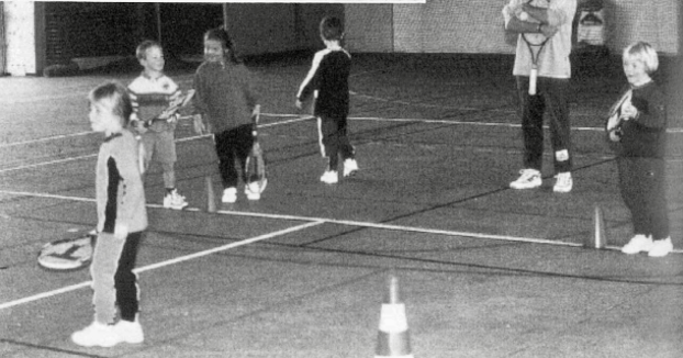 Tennis : école de tennis – 52 jeunes en 1999